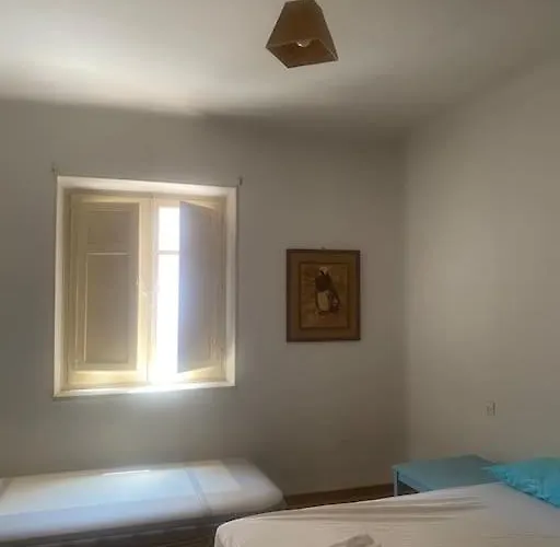 3 En El Centro De Nava Amplio Y Luminoso