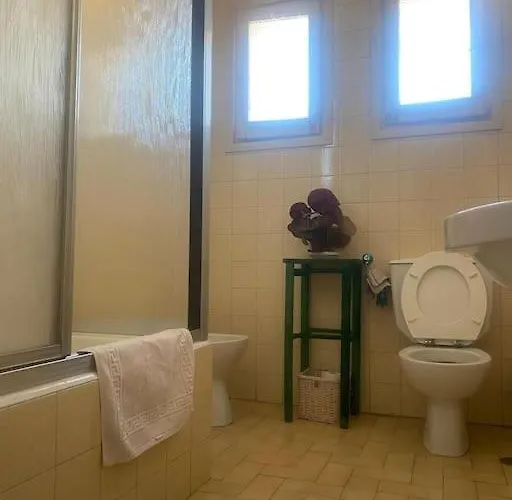 3 En El Centro De Nava Amplio Y Luminoso